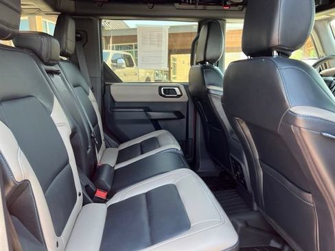 Used 2024 Ford Bronco Wildtrak AWD/4WD image 21