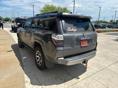 Used 2021 Toyota 4Runner TRD Off-Road Premium AWD/4WD image 3