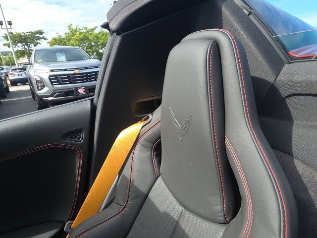 New 2027 Chevrolet Corvette Stingray Convertible w/ Battery Protection Package RWD image 30