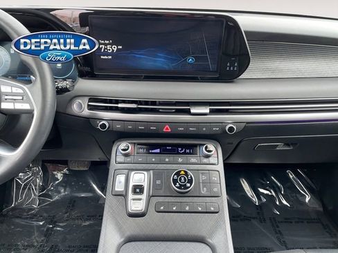 Used 2024 Hyundai Palisade Limited AWD/4WD image 14