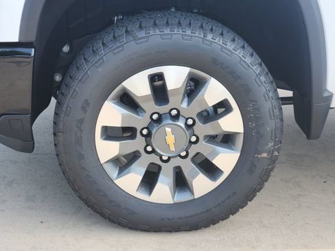 New 2026 Chevrolet Silverado 2500 Custom w/ Custom Value Package AWD/4WD image 18