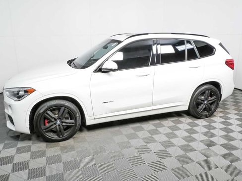 Used 2018 BMW X1 xDrive28i w/ M Sport Package AWD/4WD image 31