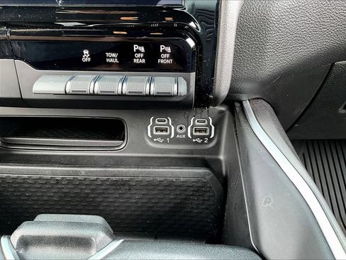 Used 2023 RAM 1500 Big Horn AWD/4WD image 19
