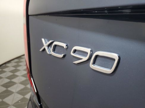 Used 2026 Volvo XC90 B6 Plus w/ Protection Package Premier AWD/4WD image 8