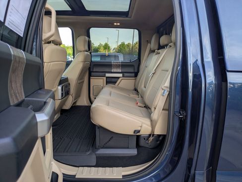 Used 2019 Ford F250 Lariat w/ Lariat Ultimate Package image 31