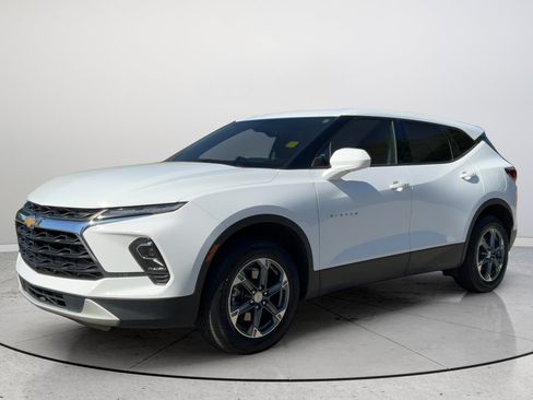 Certified 2025 Chevrolet Blazer LT AWD/4WD image 5