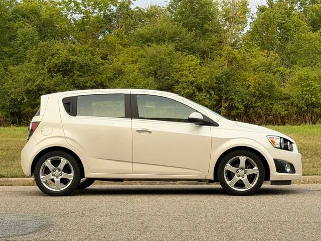 Used 2013 Chevrolet Sonic LTZ FWD image 38
