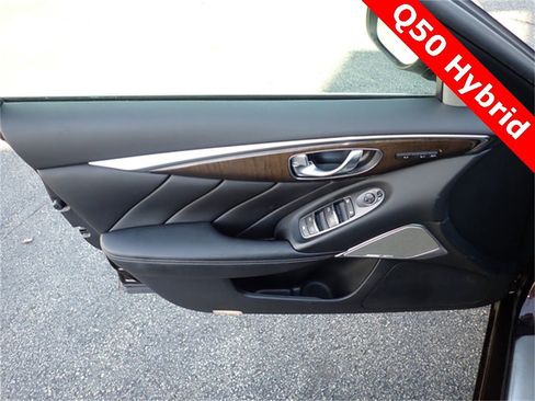 Used 2018 INFINITI Q50 Luxe w/ Cargo Package (L95) image 20