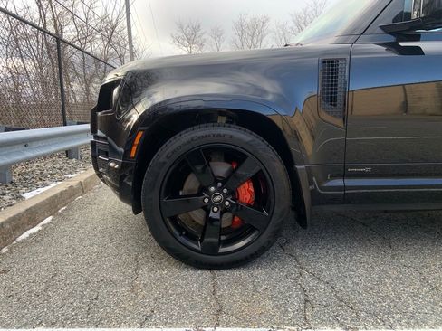 Certified 2023 Land Rover Defender 110 X image 10