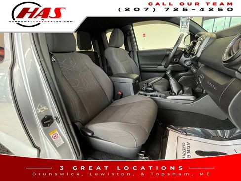 Used 2019 Toyota Tacoma TRD Sport AWD/4WD image 12