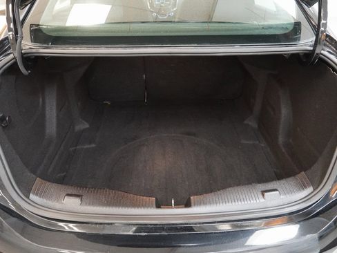 Used 2019 Chevrolet Cruze LT image 13