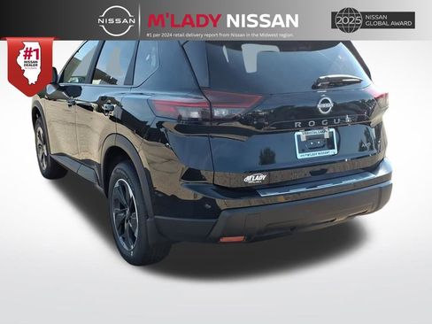 New 2026 Nissan Rogue SV w/ SV Premium Package image 5