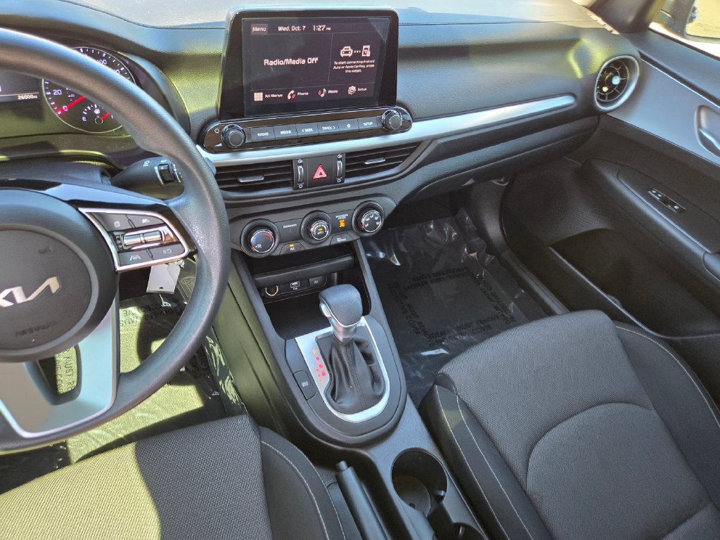 Certified 2024 Kia Forte LXS w/ LXS Technology Package FWD image 20