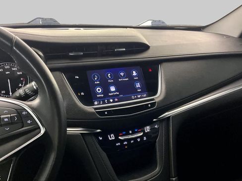 Certified 2022 Cadillac XT5 Luxury FWD image 7