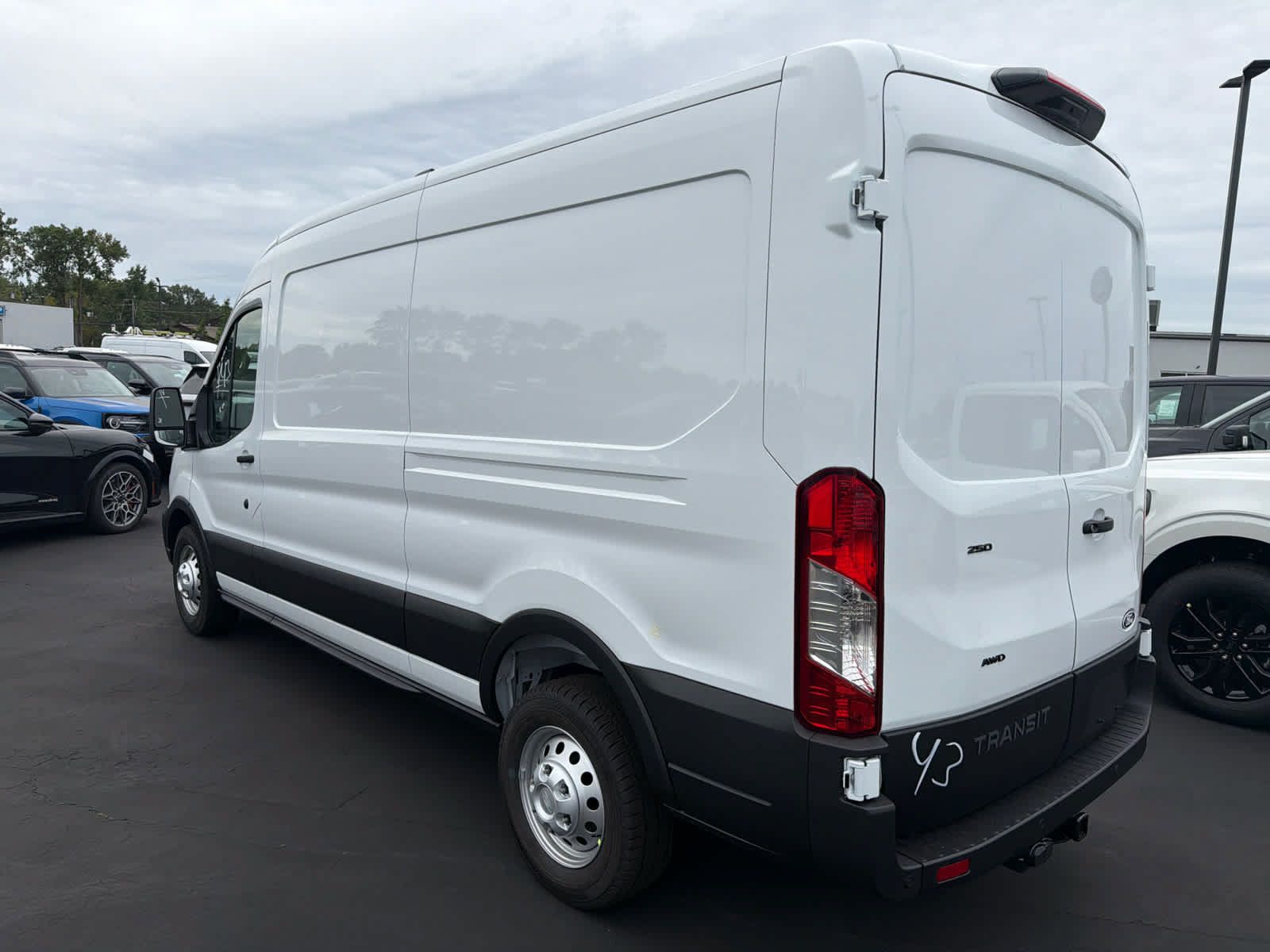 New 2027 Ford Transit 250 148 Medium Roof Extended AWD w/ Load Area Protection Package image 5