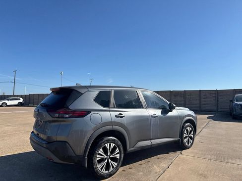 Certified 2023 Nissan Rogue SV FWD image 21