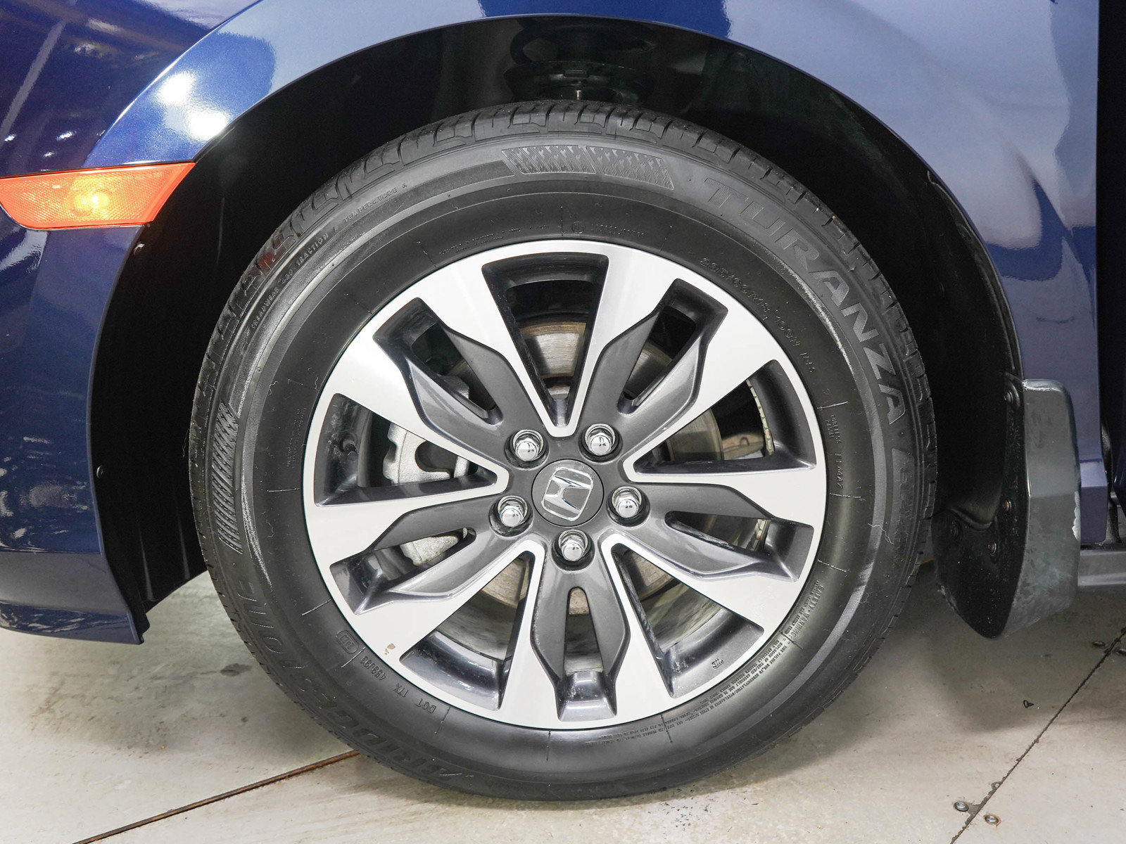 Used 2024 Honda Odyssey EX-L image 30