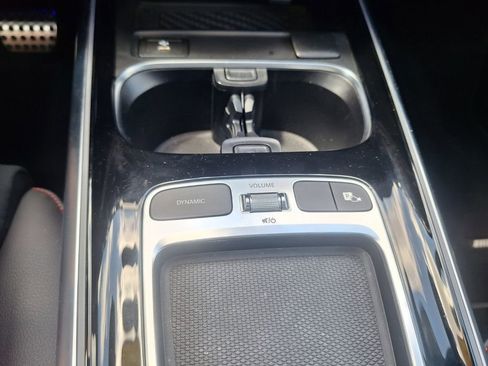 Used 2025 Mercedes-Benz GLA 35 AMG 4MATIC image 17