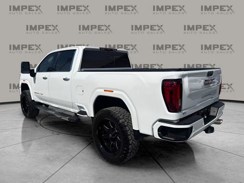 Used 2021 GMC Sierra 2500 Denali w/ Denali Ultimate Package image 3