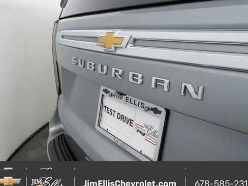Certified 2024 Chevrolet Suburban LT image 38