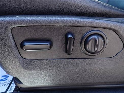 Used 2019 Chevrolet Silverado 1500 LT Trail Boss AWD/4WD image 12