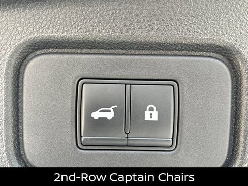 Certified 2022 Nissan Pathfinder SV w/ SV Premium Package AWD/4WD image 20