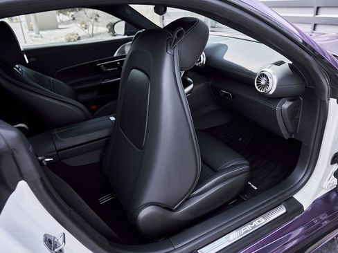 Used 2024 Mercedes-Benz AMG GT 63 image 43