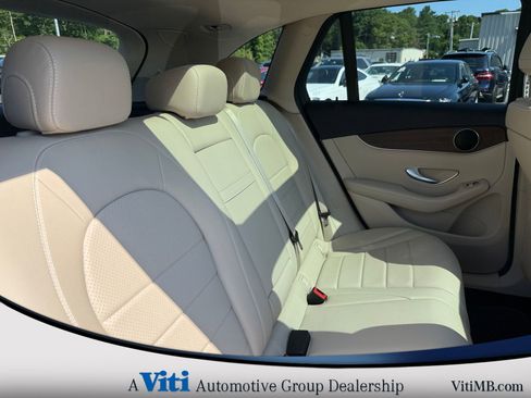 Certified 2022 Mercedes-Benz GLC 300 GLC 300 w/ Multimedia Package Lite image 28