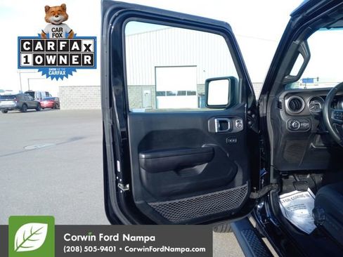 Used 2020 Jeep Gladiator Sport w/ Quick Order Package 24S image 10