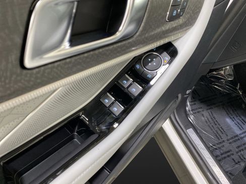 New 2026 Ford Explorer Platinum w/ LUX Leather Package image 38