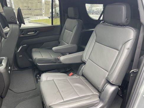 New 2026 GMC Yukon XL Denali w/ Denali Reserve Package AWD/4WD image 26