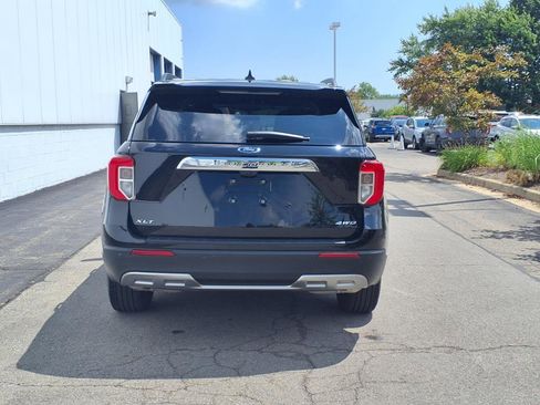 Certified 2023 Ford Explorer XLT w/ Equipment Group 202A image 5