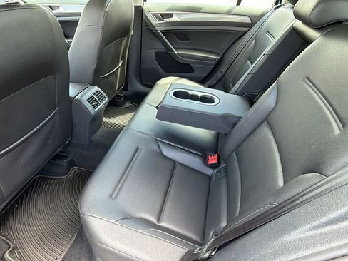 Used 2018 Volkswagen Golf Alltrack SE AWD/4WD image 24