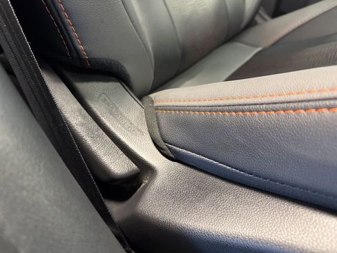 Used 2025 Subaru Crosstrek 2.5i Limited w/ Popular Package #3A image 30