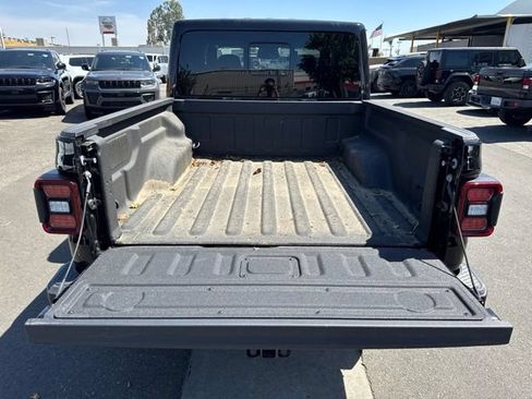 New 2026 Jeep Gladiator Mojave AWD/4WD image 5
