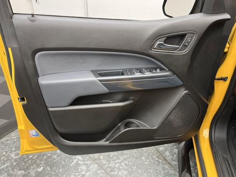 Used 2018 Chevrolet Colorado Z71 image 6