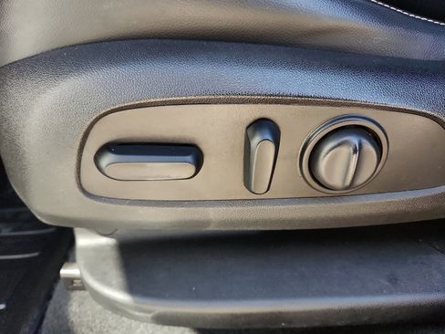 Used 2019 GMC Acadia SLT image 14