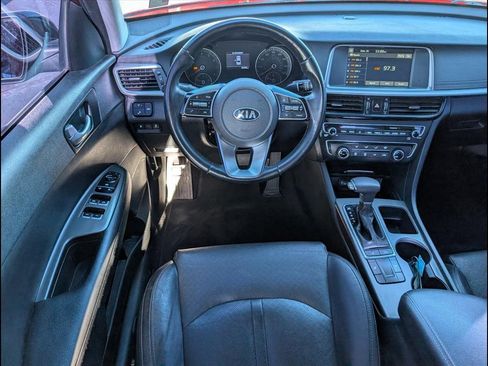 Used 2020 Kia Optima SE image 11