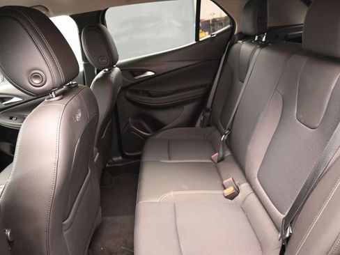 Used 2025 Buick Encore GX Preferred AWD/4WD image 19