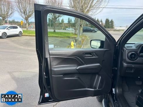 Used 2023 Chevrolet Colorado Trail Boss w/ LPO, Dark Essentials Package image 15