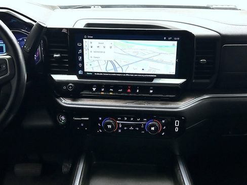 Used 2025 Chevrolet Silverado 3500 LTZ w/ LTZ Plus Package image 13