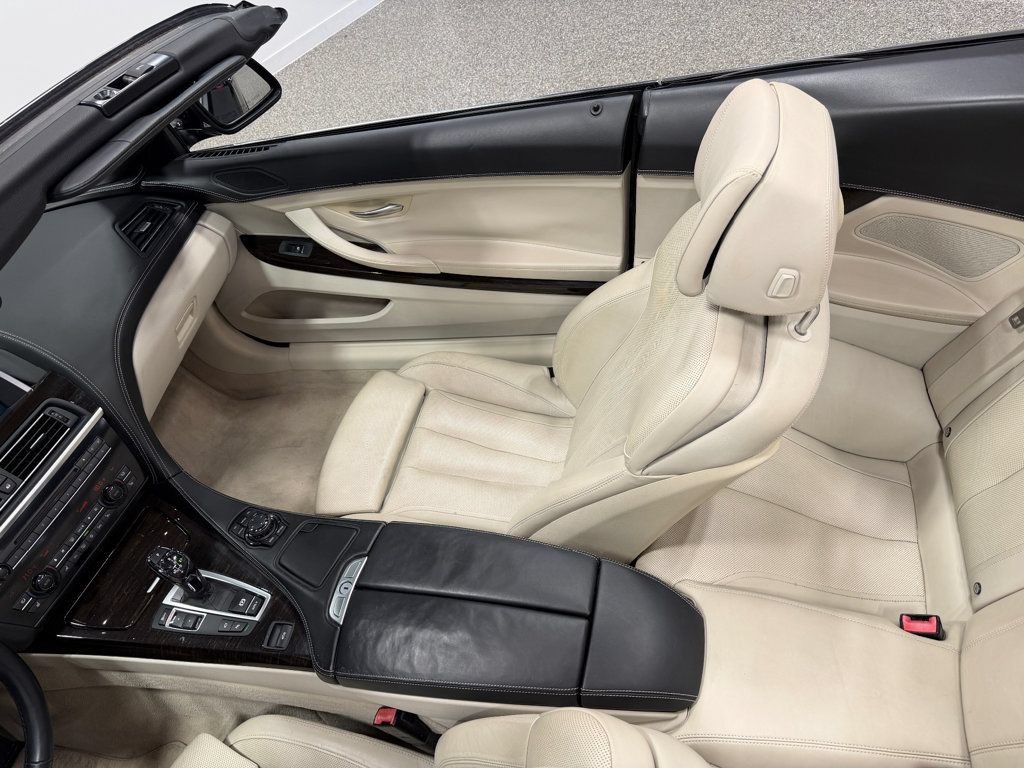 Used 2012 BMW 650i Convertible RWD image 39