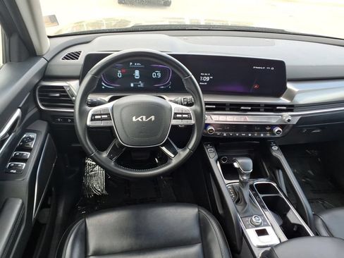 Used 2025 Kia Telluride S AWD/4WD image 17