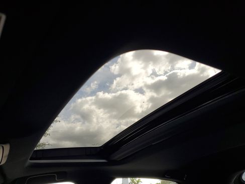 Used 2022 Honda Civic Sport Touring image 17