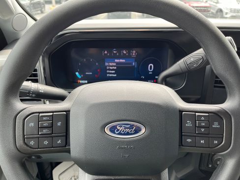 New 2026 Ford F350 XLT w/ XLT Premium Package AWD/4WD image 19