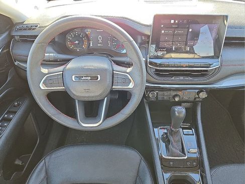 Used 2022 Jeep Compass Trailhawk image 19