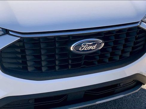 Certified 2025 Ford Escape Active image 29