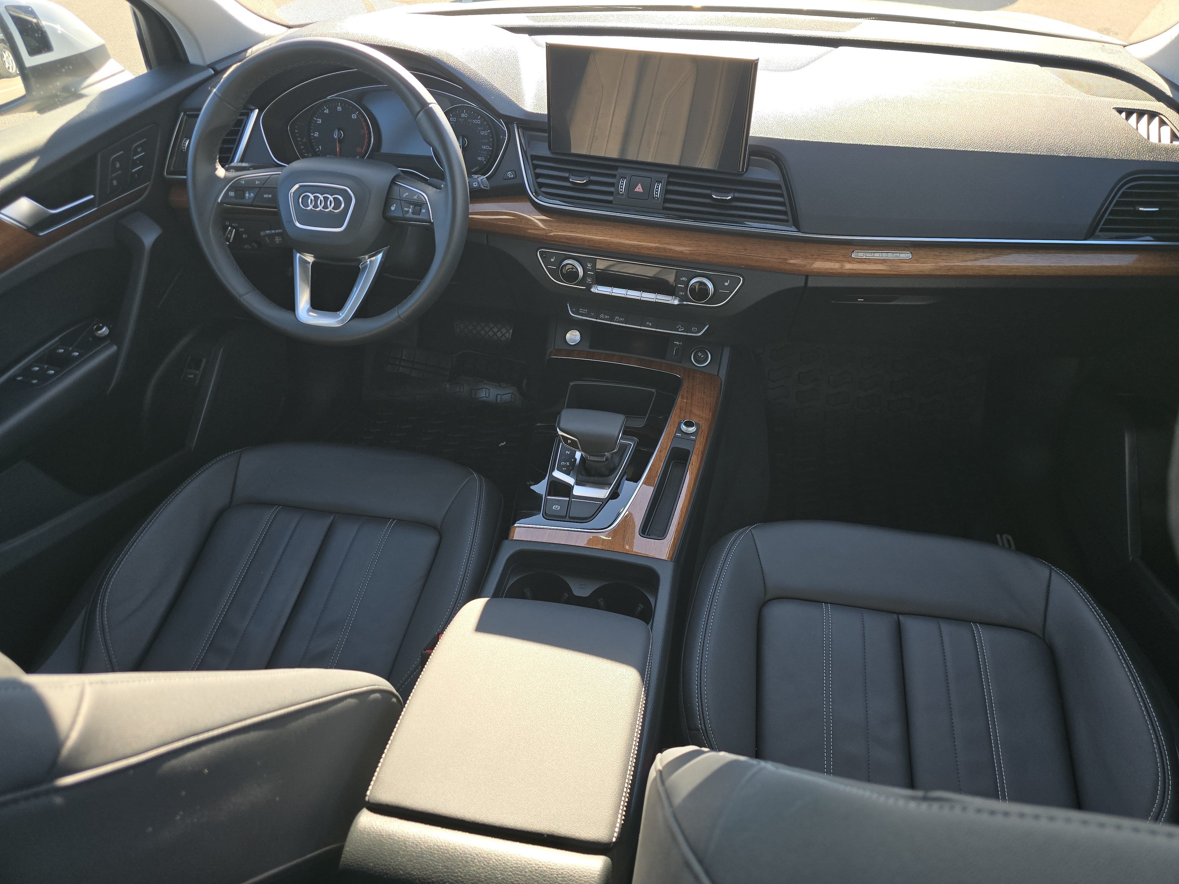 Certified 2023 Audi Q5 2.0T Premium w/ Convenience Package AWD/4WD image 19