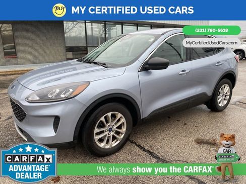 Used 2022 Ford Escape SE w/ Cold Weather Package image 1