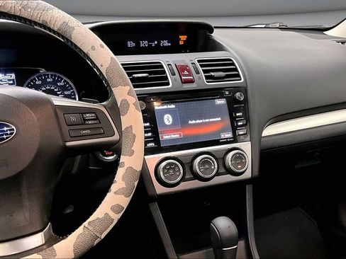 Used 2015 Subaru Crosstrek 2.0i Limited AWD/4WD image 9